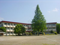 川床小学校